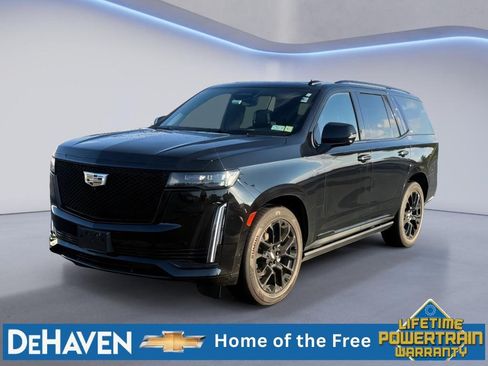 Used 2022 Cadillac Escalade Sport Platinum AWD/4WD image 2