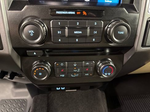 Used 2016 Ford F150 XLT w/ Equipment Group 302A Luxury AWD/4WD image 13