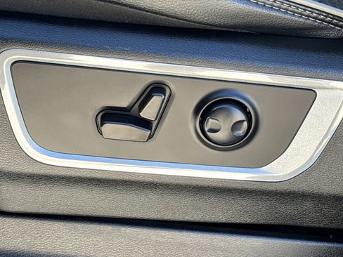 Used 2023 RAM 1500 Laramie image 28