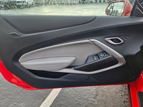 Used 2023 Chevrolet Camaro LT image 10