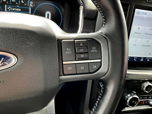 Used 2022 Ford F150 Lariat AWD/4WD image 23