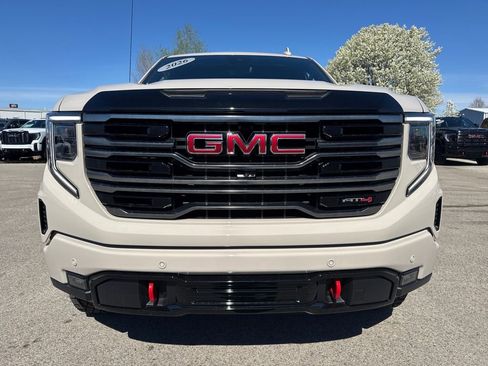 New 2026 GMC Sierra 1500 AT4 w/ AT4 Premium Package image 9