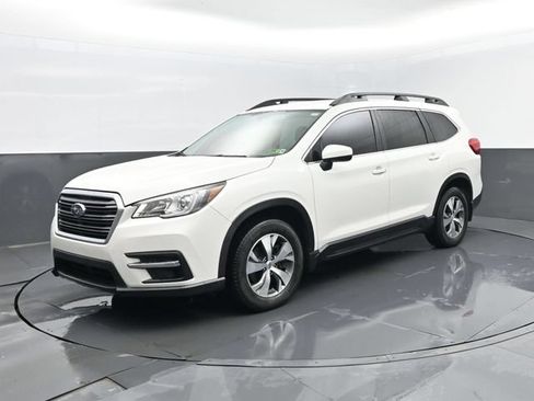 Used 2020 Subaru Ascent Premium w/ Convenience Package AWD/4WD image 2