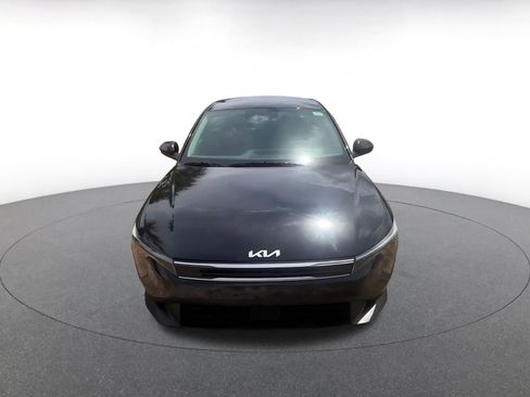 Used 2025 Kia K4 LXS image 3