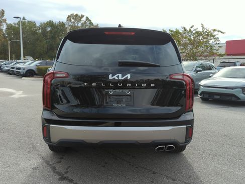 New 2025 Kia Telluride S image 7