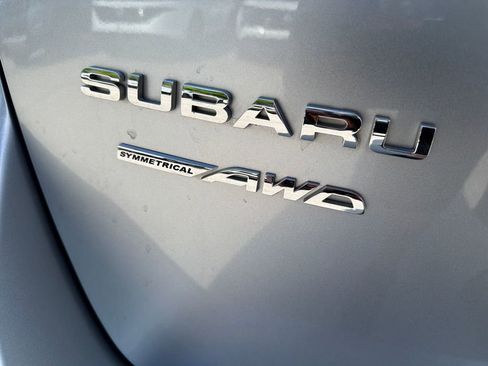 Used 2023 Subaru Outback Touring AWD/4WD image 9