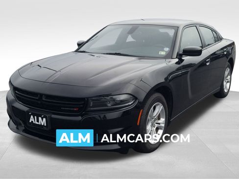 Used 2023 Dodge Charger SXT image 1