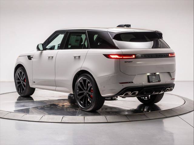 New 2026 Land Rover Range Rover Sport Dynamic SE AWD/4WD image 3