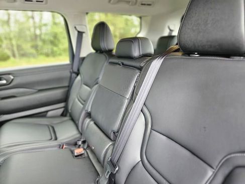 Certified 2026 Nissan Armada SV image 27