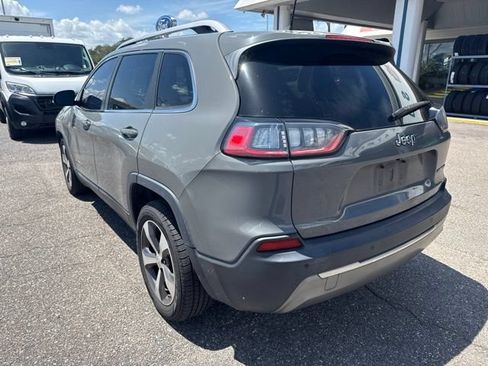 Used 2019 Jeep Cherokee Limited FWD image 6