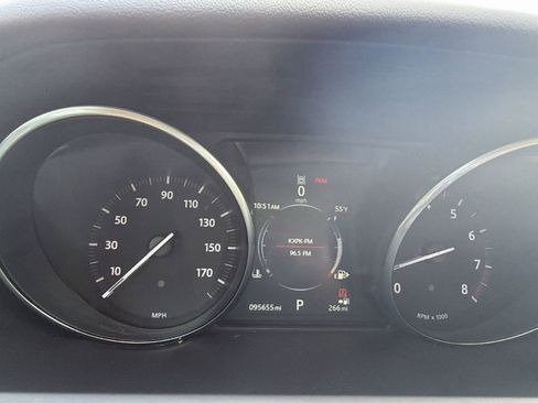 Used 2017 Land Rover Range Rover Sport Supercharged image 32