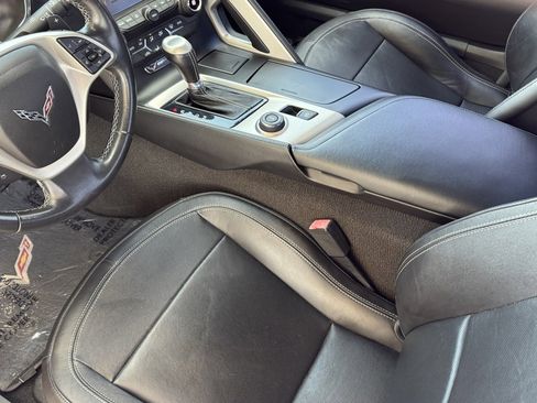 Used 2014 Chevrolet Corvette Stingray Coupe image 6