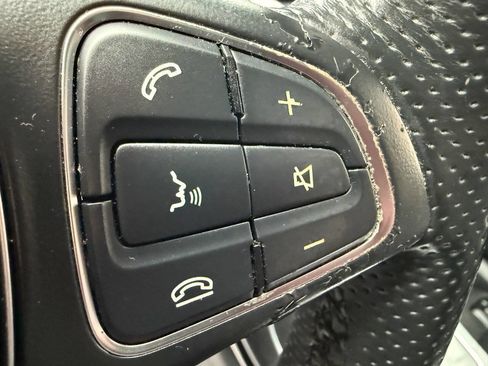 Used 2016 Mercedes-Benz GLC 300 w/ Premium Package image 30