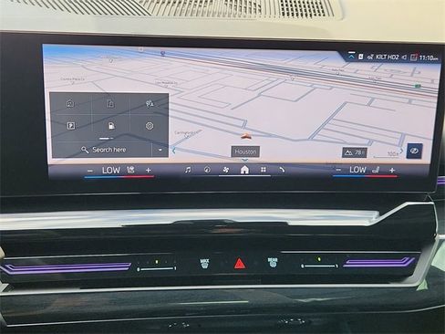 Used 2024 BMW 530i w/ Premium Package image 14