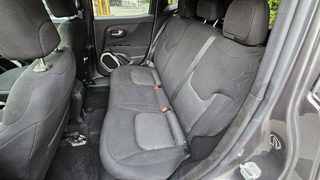 Used 2017 Jeep Renegade Latitude w/ Cold Weather Group AWD/4WD image 25