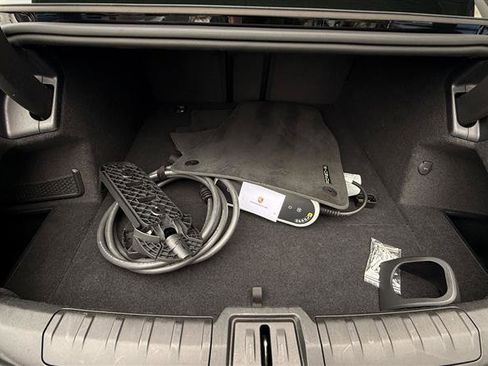 Used 2023 Porsche Taycan w/ Premium Package image 24