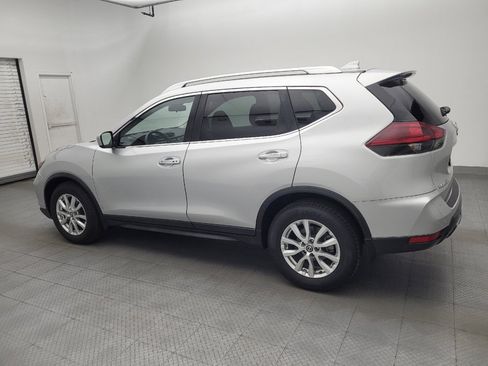 Used 2019 Nissan Rogue SV FWD image 3