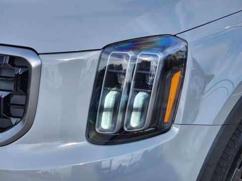 Used 2023 Kia Telluride EX X-Line AWD/4WD image 9