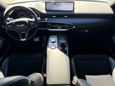 Used 2025 Genesis GV70 3.5T Sport AWD/4WD image 12