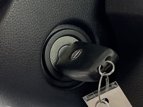 Used 2019 Nissan Rogue S w/ Special Edition Package FWD image 23