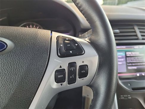 Used 2013 Ford Edge SEL image 14