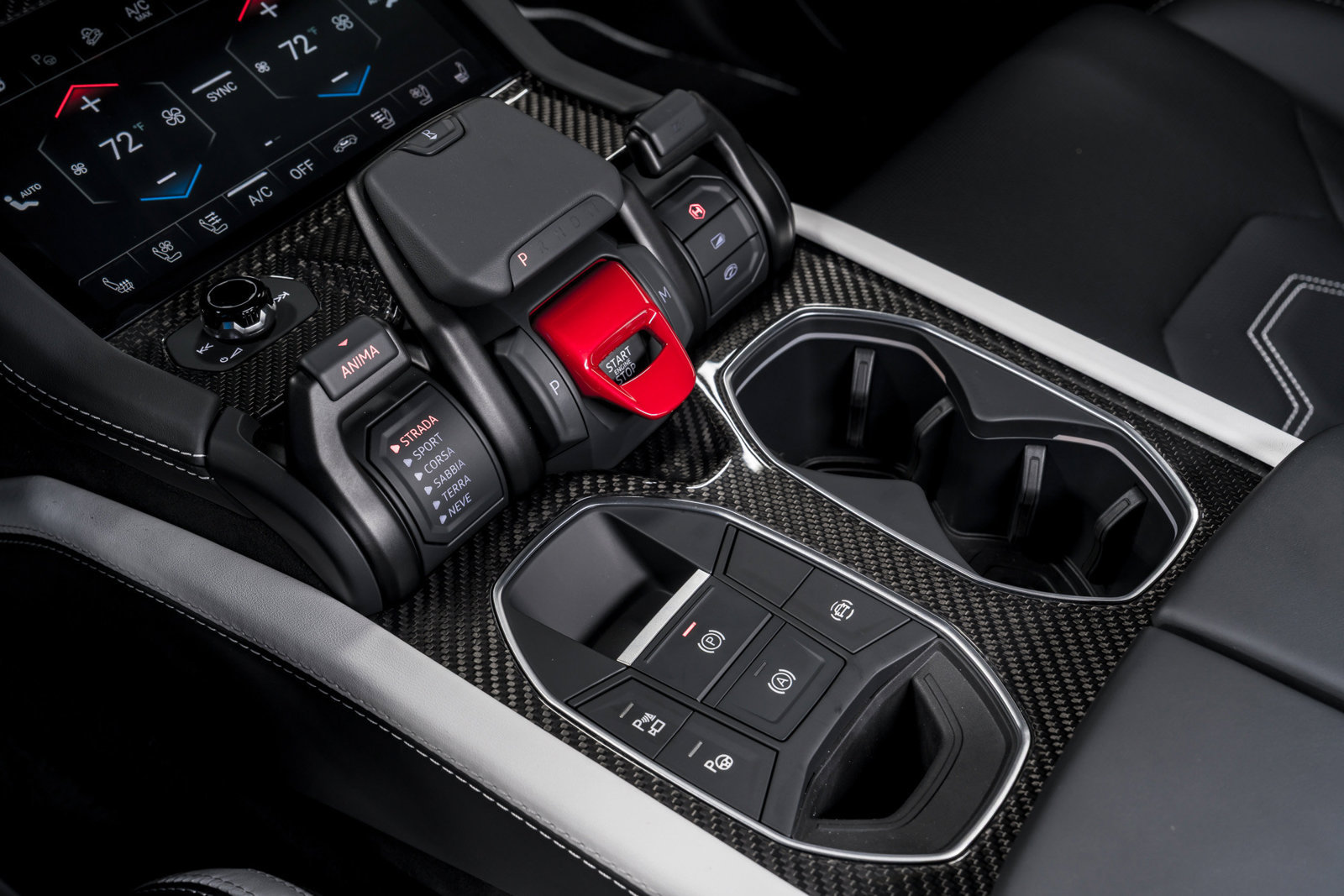 Used 2025 Lamborghini Urus SE AWD/4WD image 28