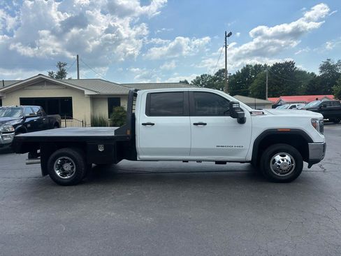 Used 2021 GMC Sierra 3500 4x4 Crew Cab w/ Convenience Package image 4