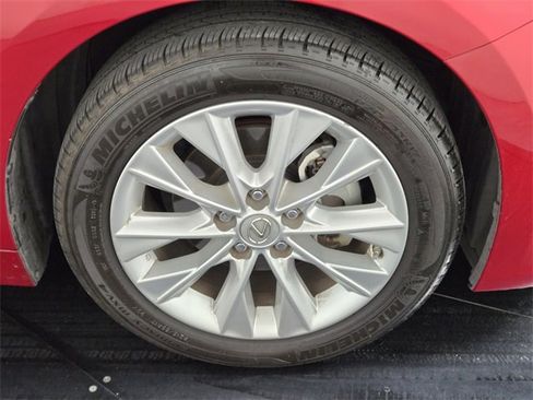 Used 2013 Lexus ES 300h w/ Luxury Pkg image 9