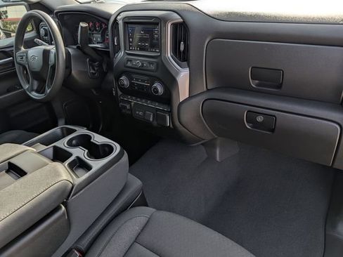 Used 2025 Chevrolet Silverado 1500 Custom Trail Boss w/ Turbomax Blackout Package AWD/4WD image 30