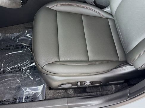 New 2026 Chevrolet Trax RS w/ Driver Confidence Package FWD image 20