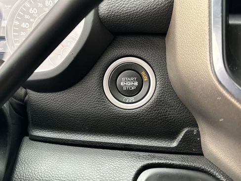 Used 2024 RAM 2500 Laramie image 25