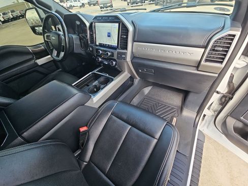 Used 2022 Ford F250 Lariat w/ Lariat Ultimate Package image 32