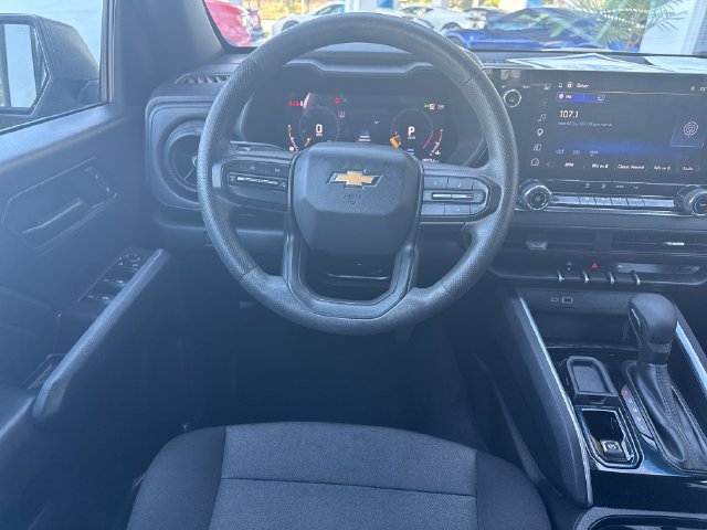 Used 2025 Chevrolet Colorado W/T RWD image 14