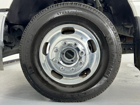 Used 2024 Ford F350 Lariat w/ Lariat Ultimate Package image 42