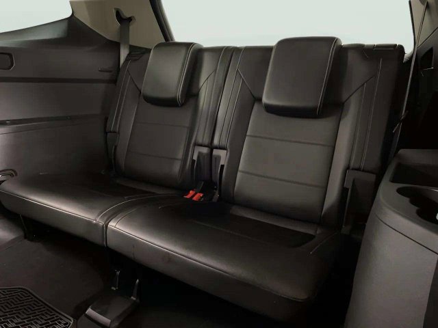 Used 2021 Volkswagen Atlas SEL R-Line FWD image 22