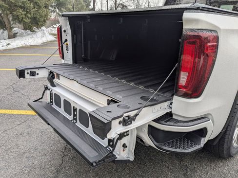 Used 2023 GMC Sierra 1500 Denali image 32