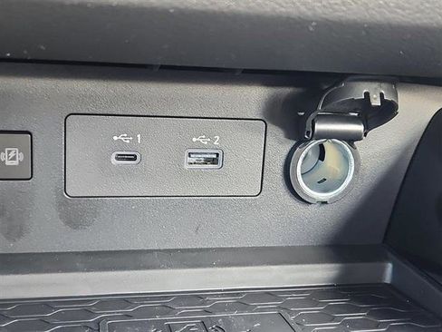 New 2025 Nissan Altima 2.5 SR image 11