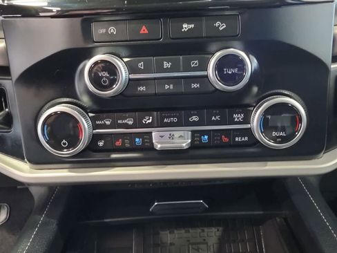Used 2024 Ford Expedition Max XLT AWD/4WD image 25