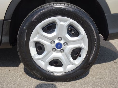 Used 2017 Ford Escape S FWD image 23