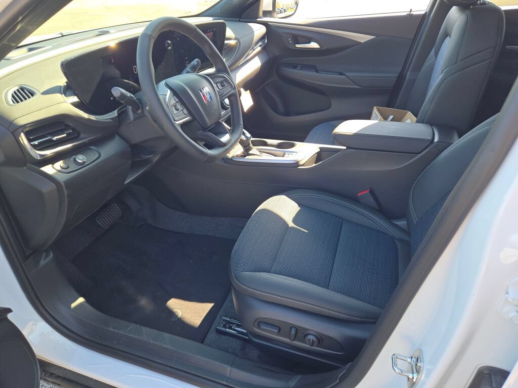 New 2026 Buick Envista Preferred w/ Convenience I Package FWD image 23