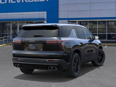 New 2026 Chevrolet Traverse LT image 4