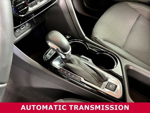 Used 2022 Buick Encore GX Select AWD/4WD image 16