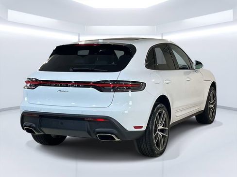 New 2026 Porsche Macan image 8
