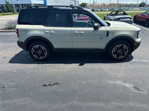 Used 2025 Ford Bronco Sport Outer Banks w/ Outer Banks Tech Package+ AWD/4WD image 6