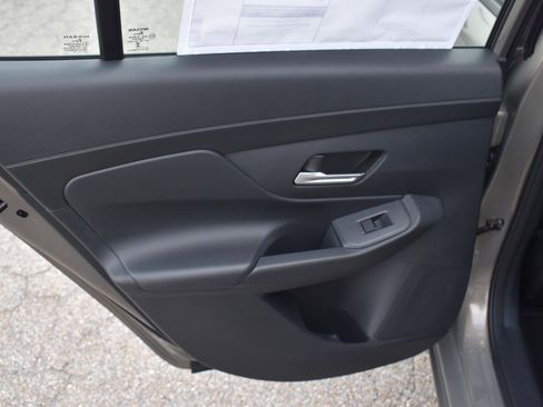 Used 2026 Nissan Sentra SV w/ SV Convenience Package FWD image 38