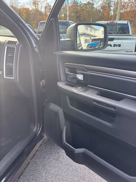 Used 2024 RAM 1500 Warlock AWD/4WD image 22