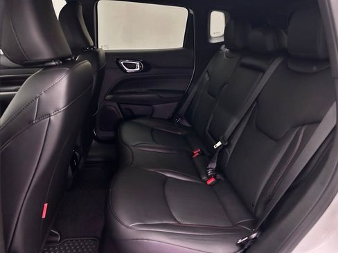 New 2026 Jeep Compass Trailhawk image 19