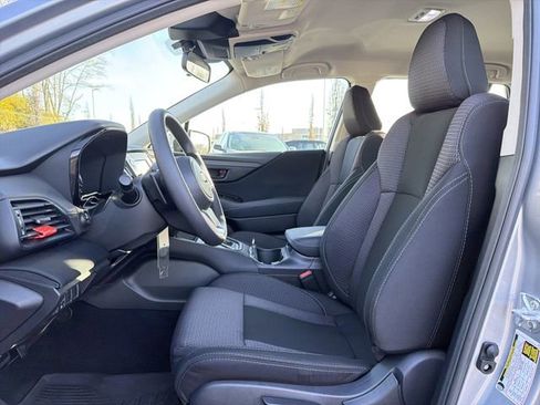 Used 2025 Subaru Outback image 11
