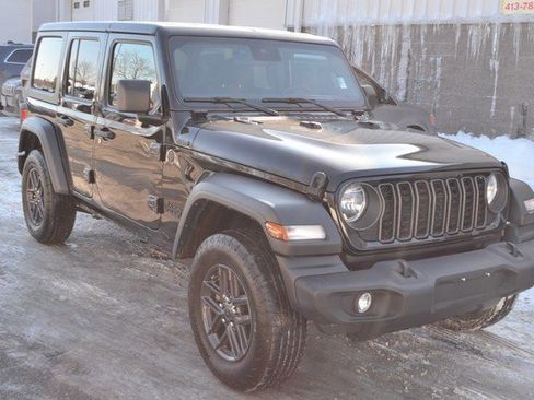 Used 2024 Jeep Wrangler Sport S image 2