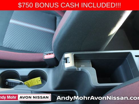 New 2025 Nissan Versa SR w/ Trunk Package image 28
